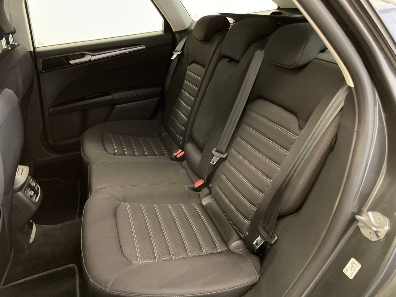 Ford Mondeo 2.0 EcoBlue Trend - Samsaru's Car Outlet