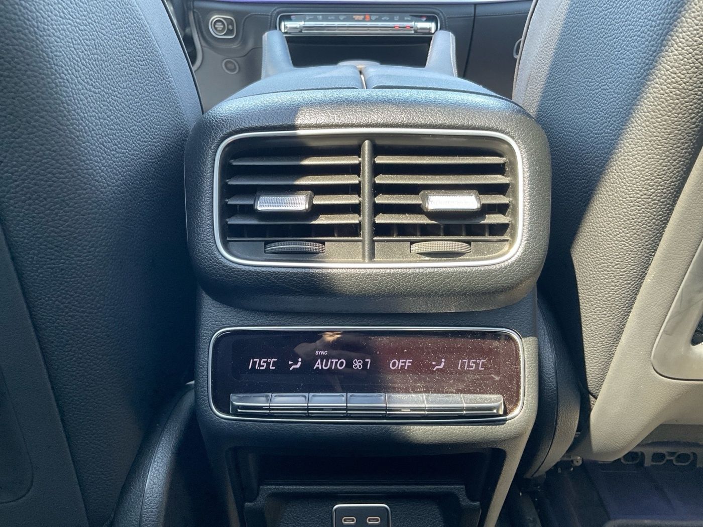 Mercedes-Benz GLE 300 d 4MATIC AMG Night*AHK*HUD*Pano*Airmatic