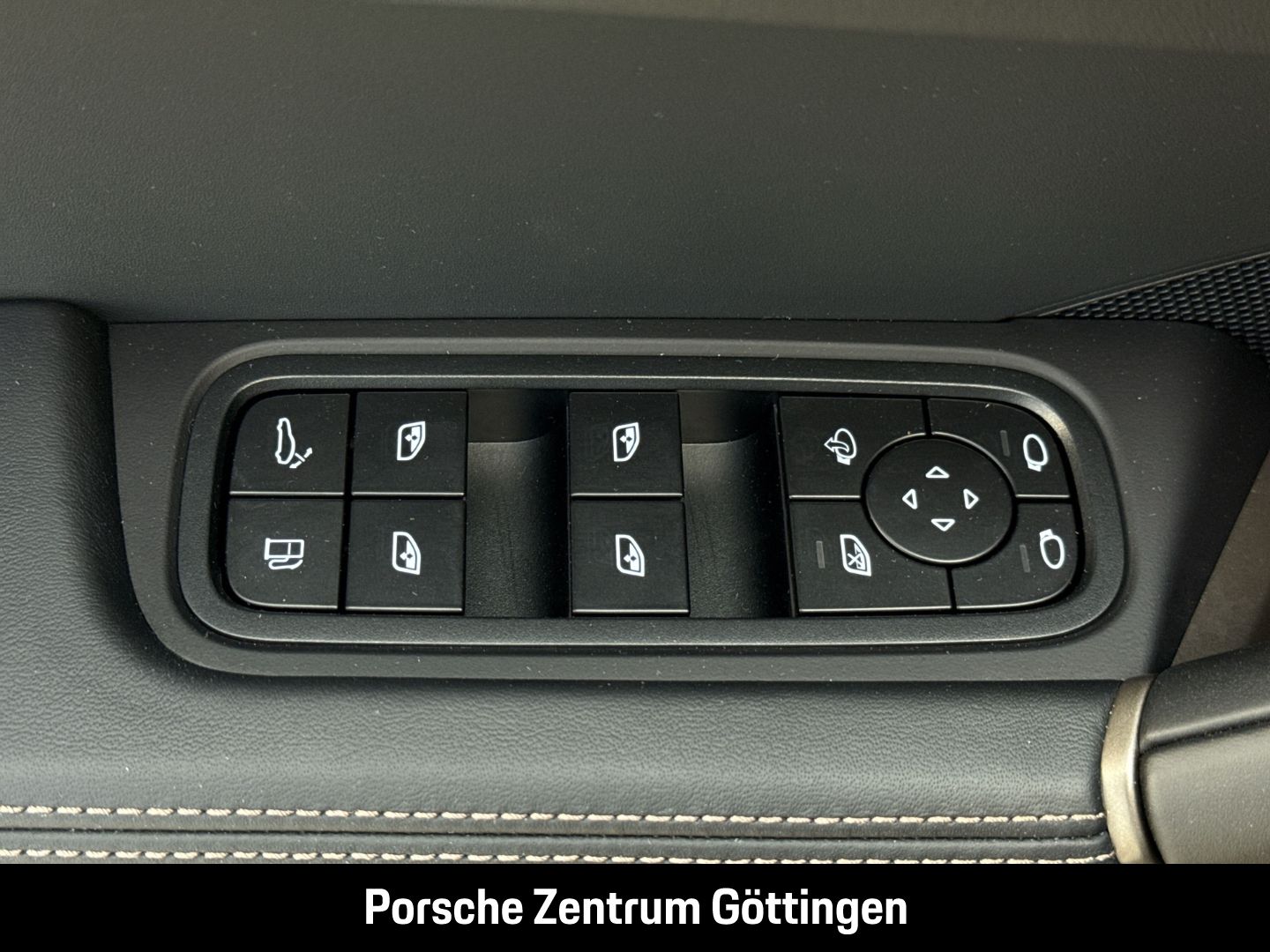 Porsche Cayenne Turbo E-Hybrid Burmester Luftfederung