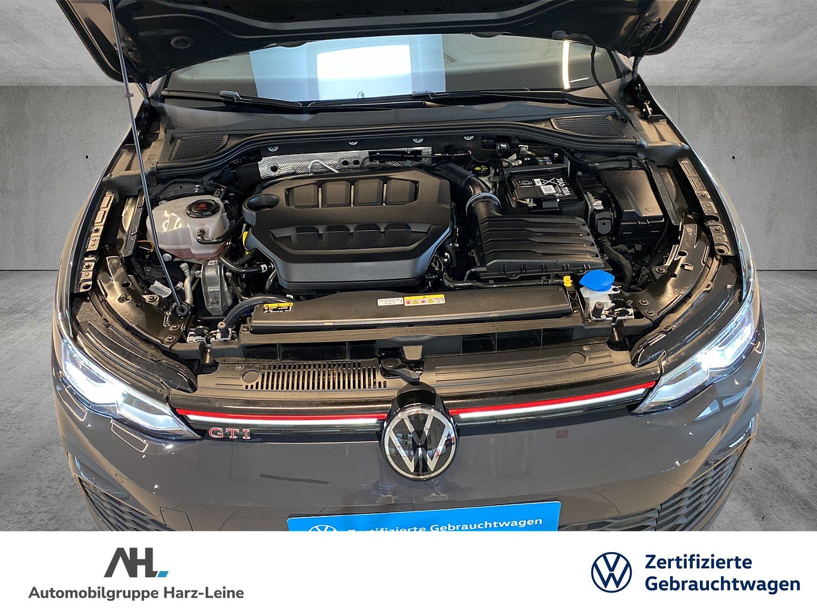 Volkswagen Golf GTI VIII 2.0 TSI - Samsaru's Car Outlet