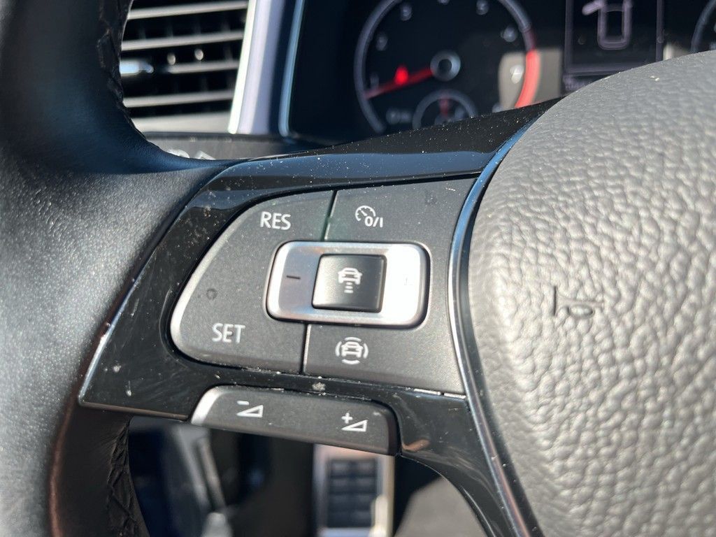 Volkswagen T-Roc 1.5 TSI United - Samsaru's Car Outlet