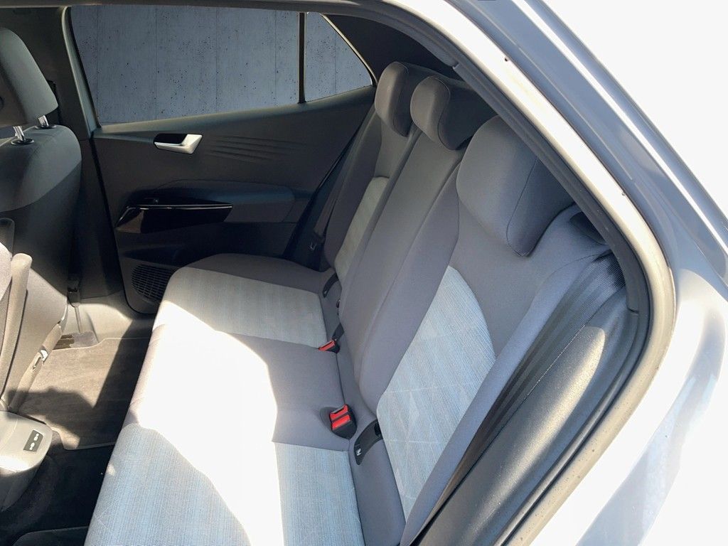Volkswagen ID.3 Pro Performance - Samsaru's Car Outlet