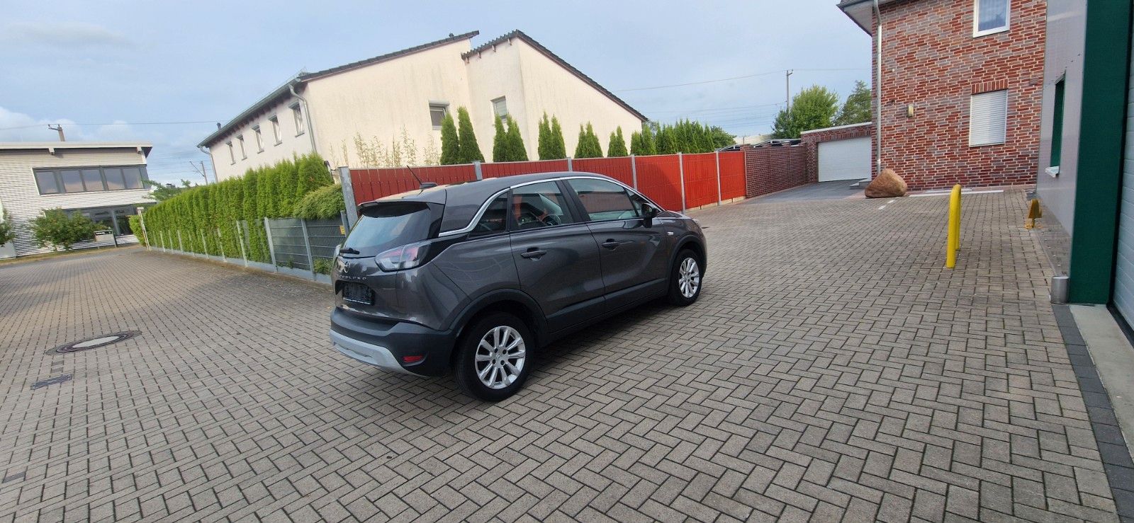 Opel Crossland Elegance Diesel - Samsaru's Car Outlet