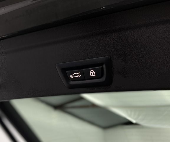 BMW X6 xDrive 40d M SPORT PANO-SKY+22Z+360+MASSAGE+