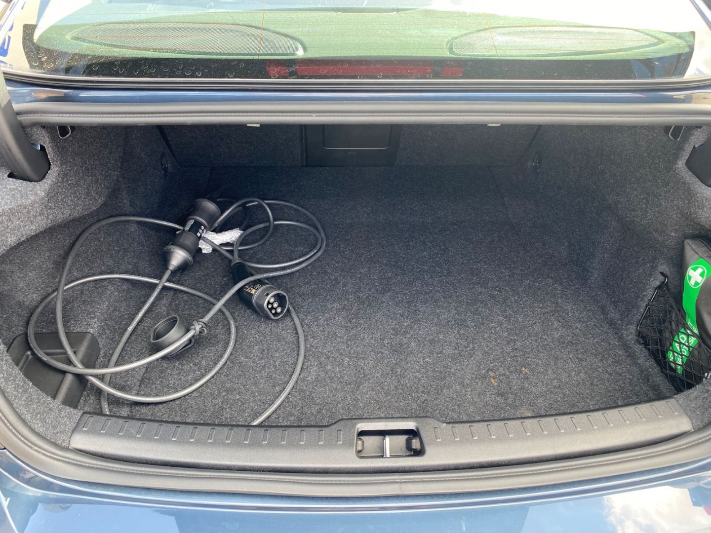 Volvo S60 T8 Recharge Ultimate Dark Plug-In Hybrid AWD
