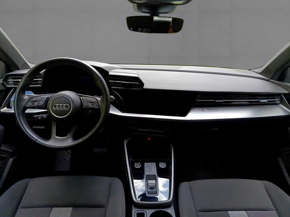 Audi A3 Limousine 30 TFSI S-TR 5JG+LED+NAV+AHK+ACC+VC