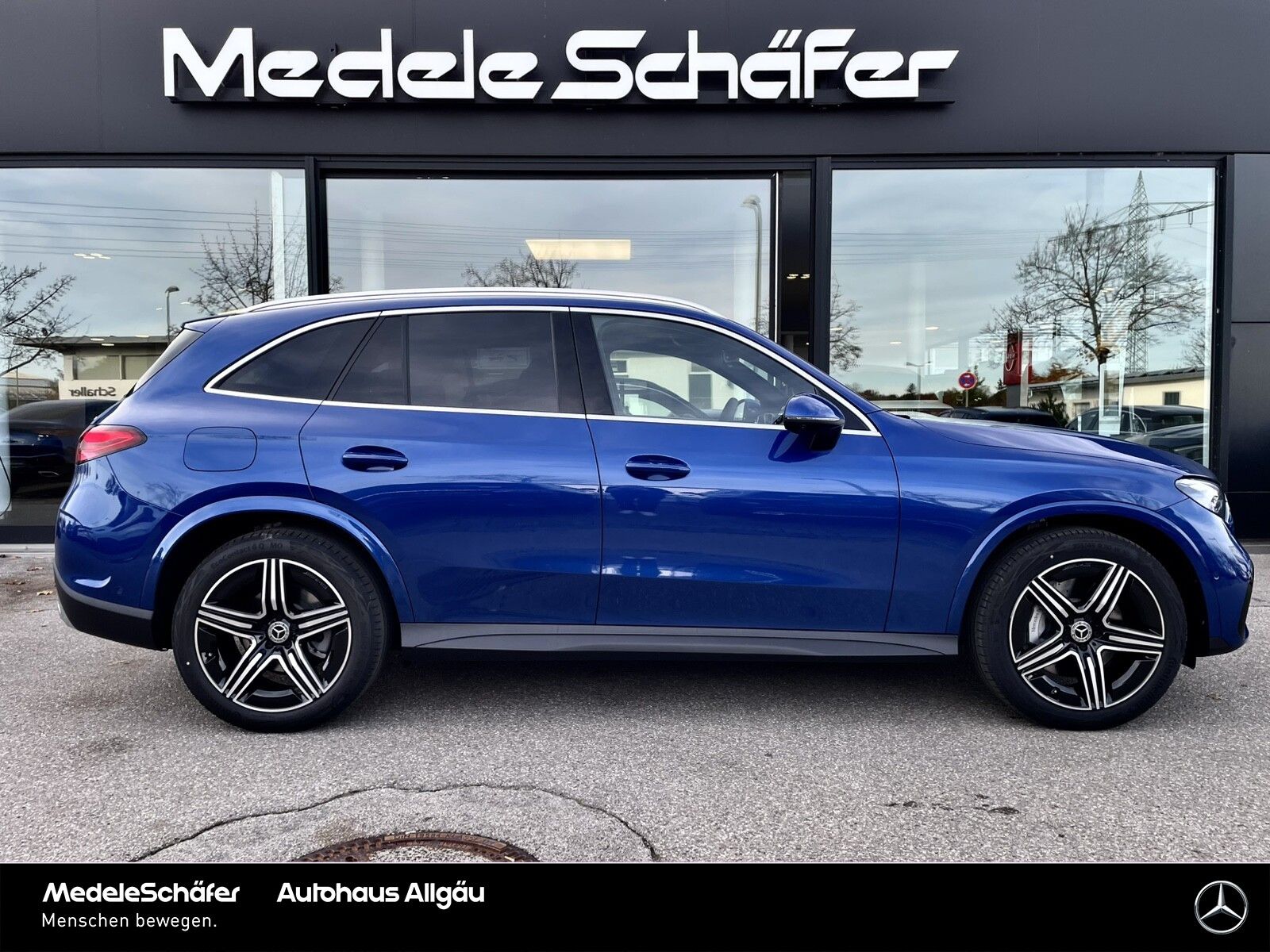 Mercedes-Benz GLC 200 4M AMG Distr AHK DigLi Pano Memo 360°