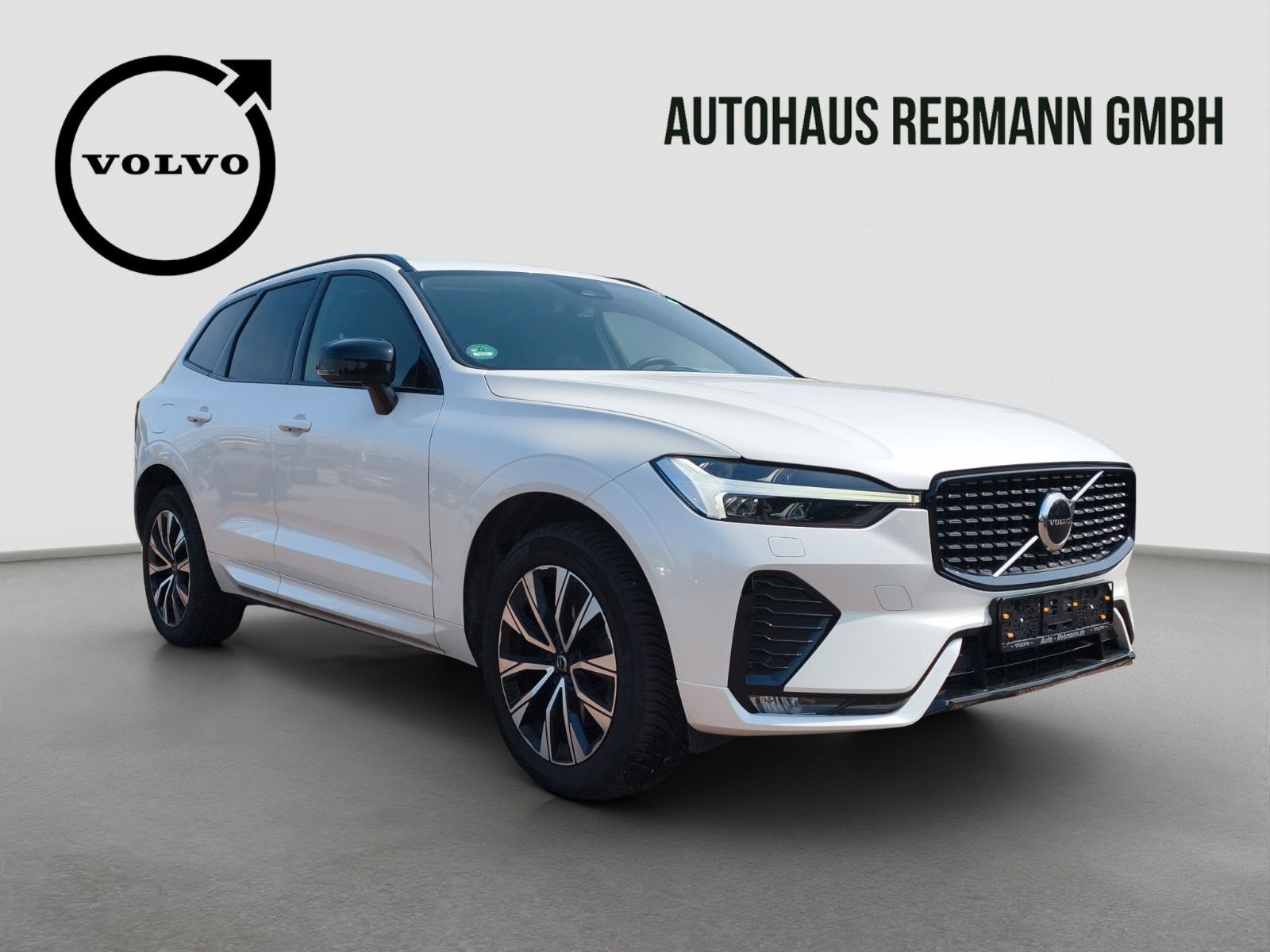 Volvo XC60 B4 Plus Dark AWD Standhzg ACC BLIS