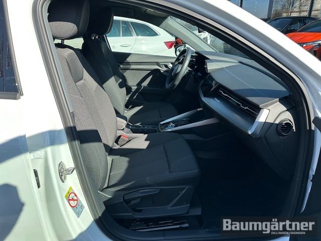 Audi A3 Sportback 35 TFSI S-Line S-Tronic ACC/PDC/LED