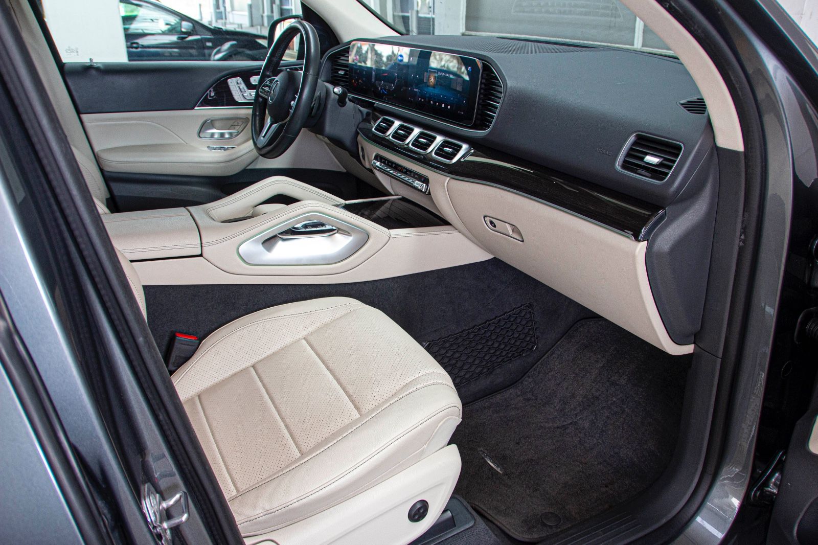 Mercedes-Benz GLE400d 4M BURMESTER.SITZBELÜFTUNG.AHK.21".360°