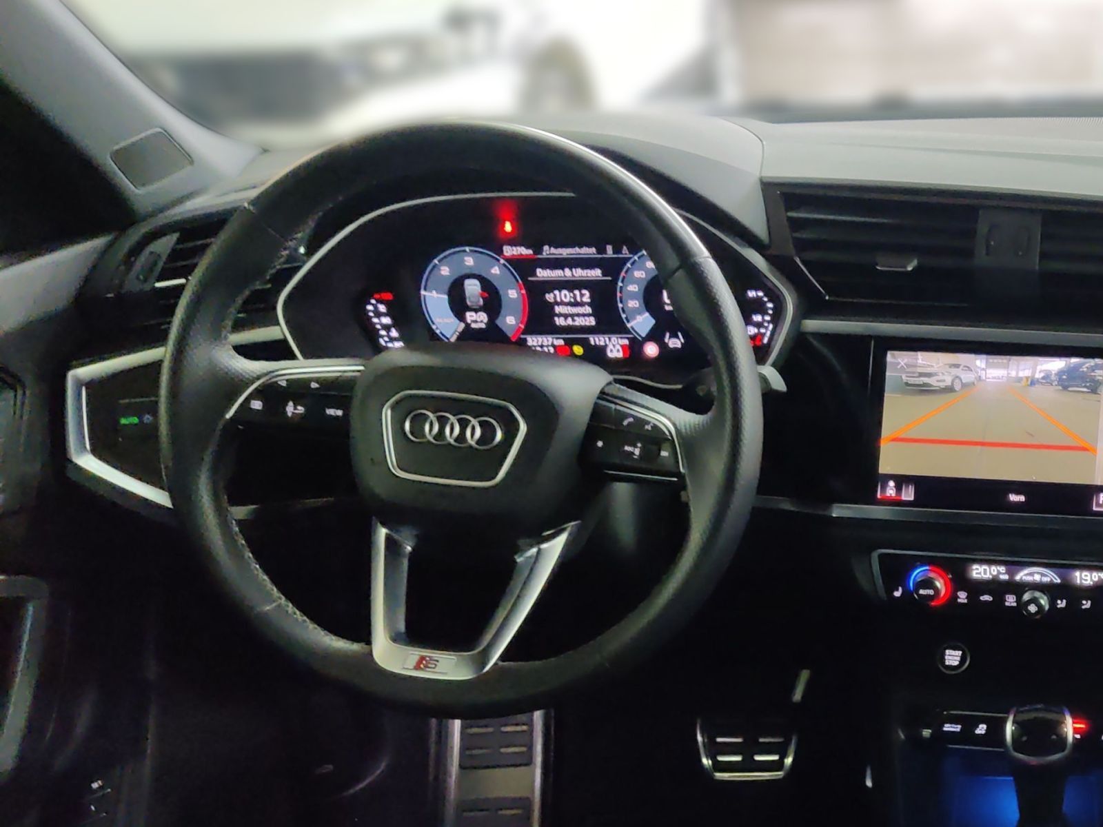 Audi Q3 Sportback 40 TDI quattro s-line - Samsaru's Car Outlet