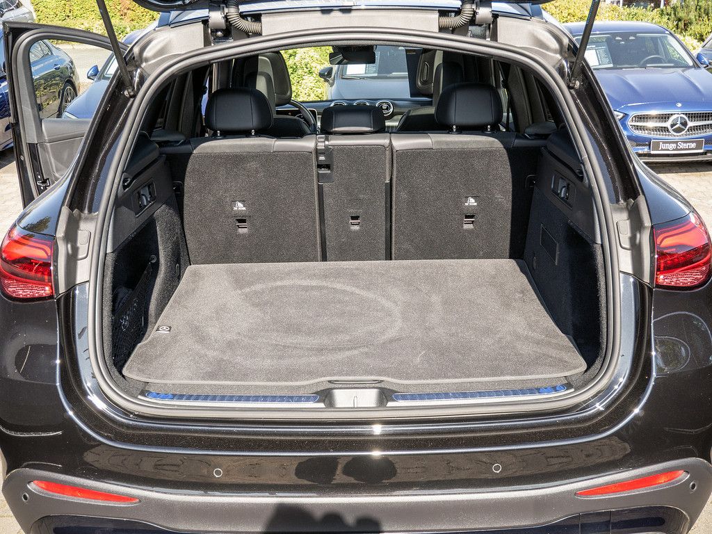 Mercedes-Benz GLC 200 d 4M AMG Sport Edition NIGHT AHK PANO BT