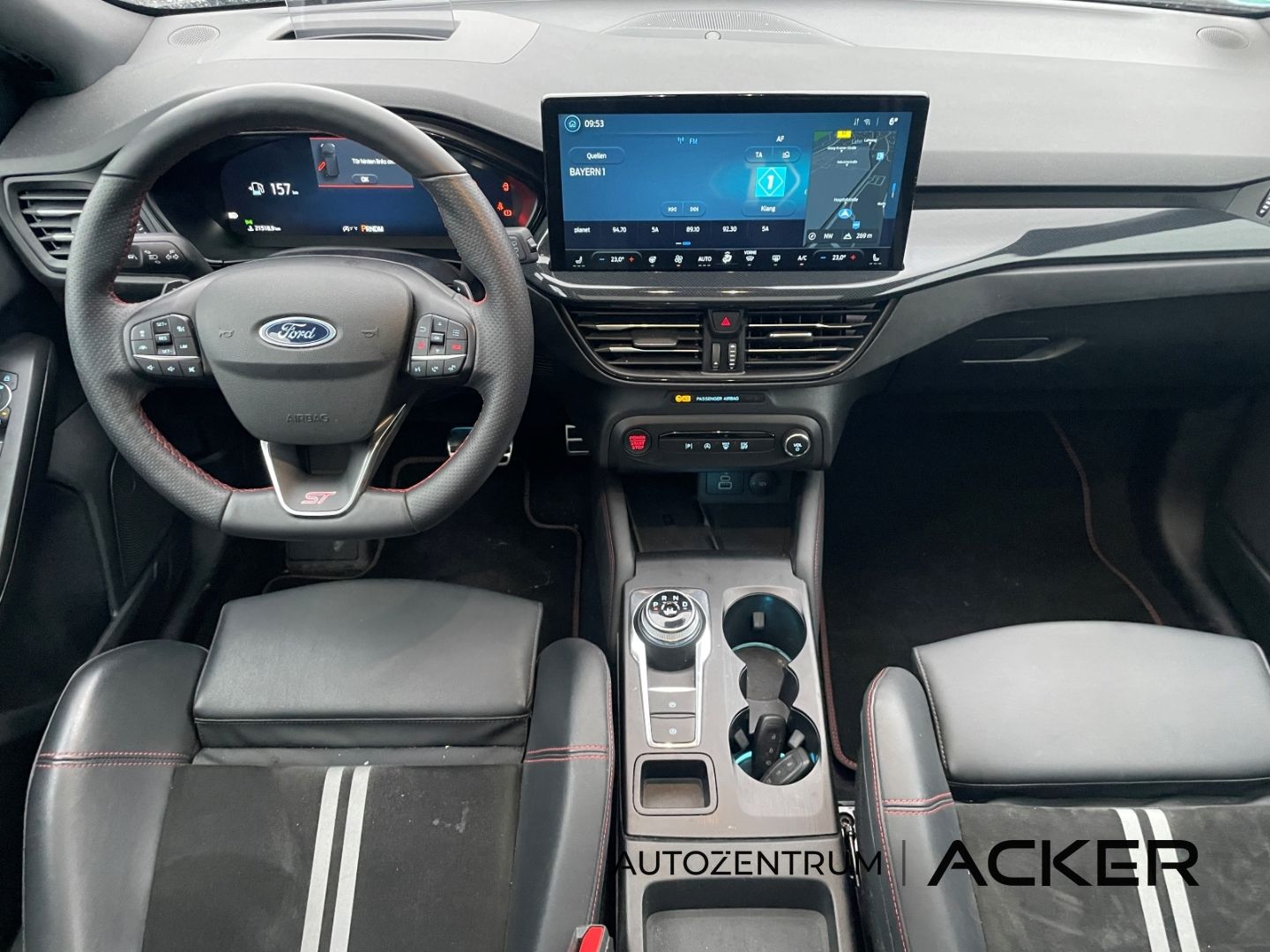 Ford Focus ST X Turnier  2.3 AT. Pano/aAHK/ACC -34%*