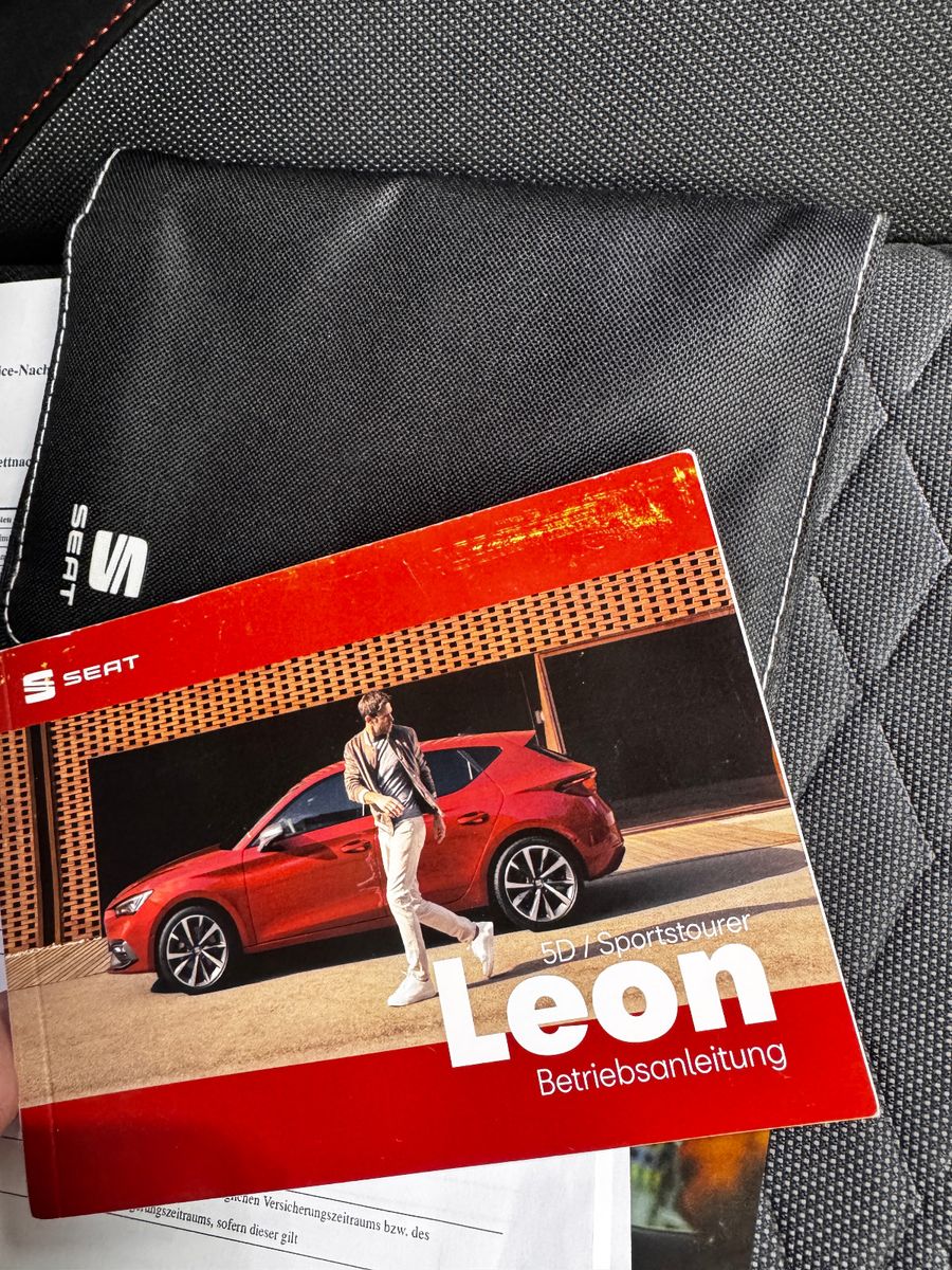 Seat Leon Sportstourer 1.4 e-Hybrid DSG FR      AHK