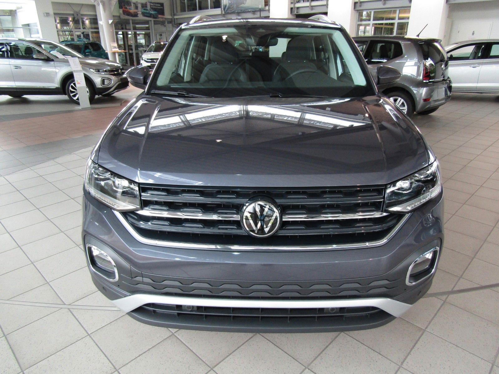 Volkswagen T-Cross Style 1.0 l TSI - Samsaru's Car Outlet