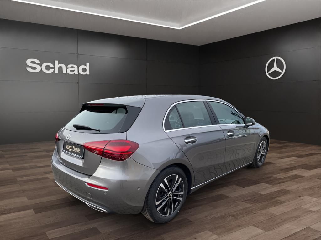 Mercedes-Benz A 180 - Samsaru's Car Outlet