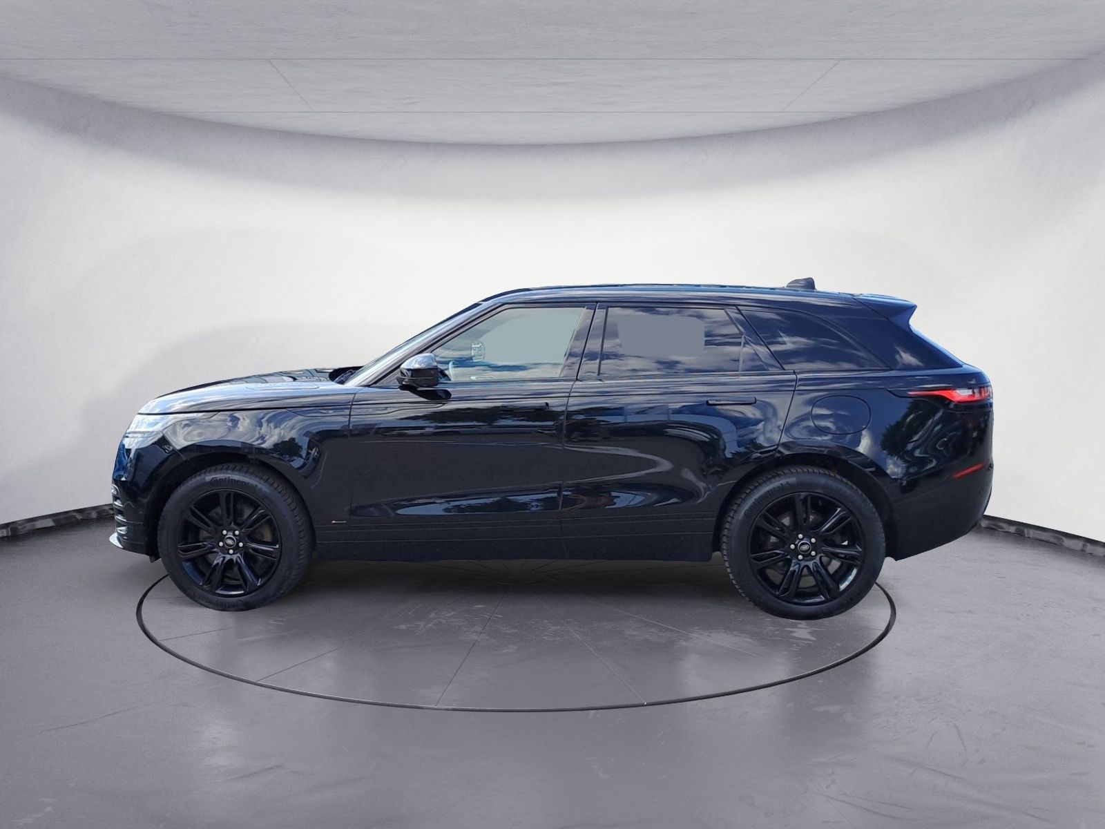 Range Rover Velar P400e R-Dynamic - Samsaru's Car Outlet