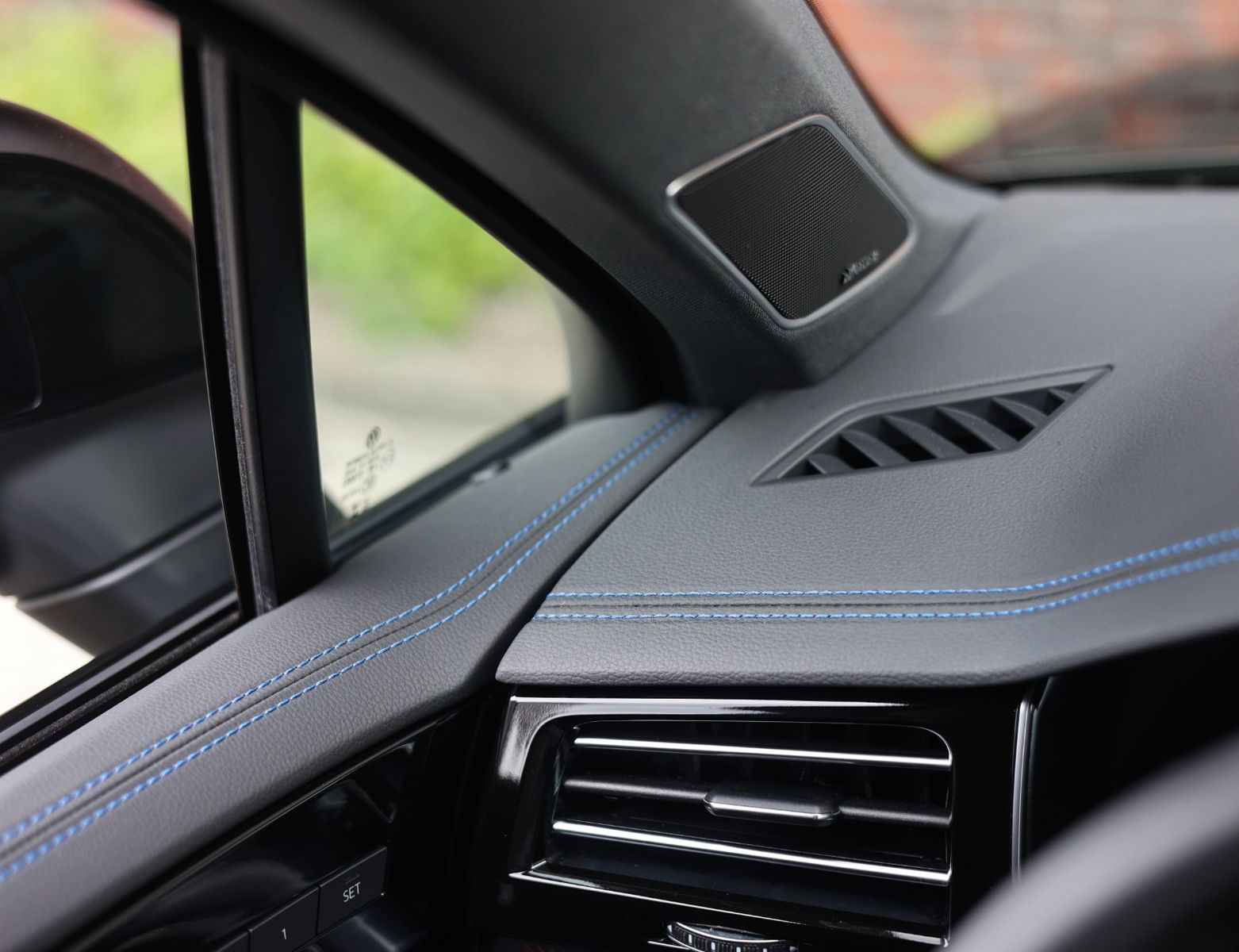 Volkswagen Touareg 3.0 TSI eHybrid 4Motion R