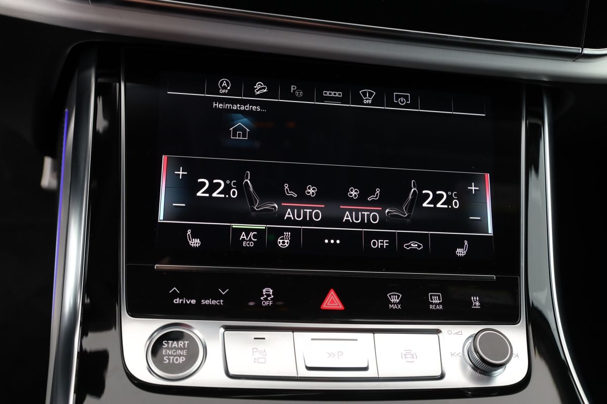 Audi Q7 50 TDI quattro tipt. S line Facelift AHK