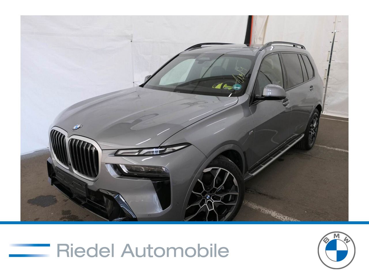 BMW X7 xDrive40i M Sportpaket*Standhzg*ab 3,49% eff.