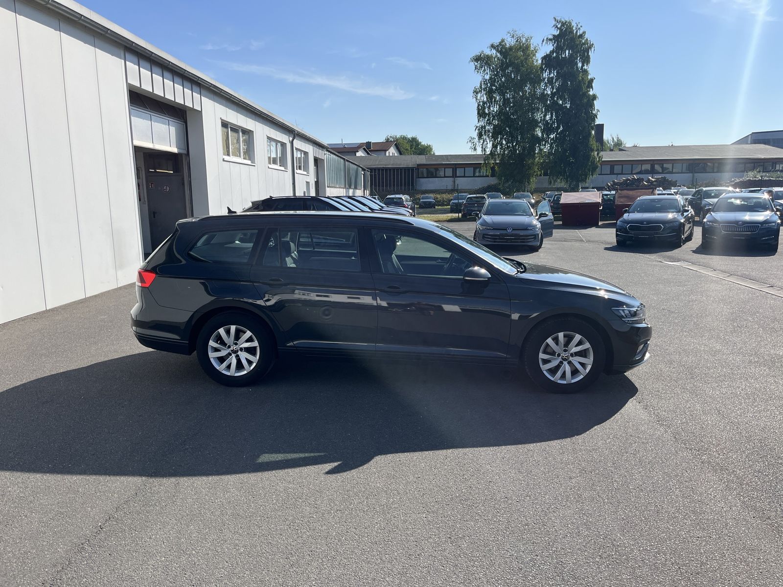 Volkswagen Passat Variant 2.0 TDI DSG - Samsaru's Car Outlet