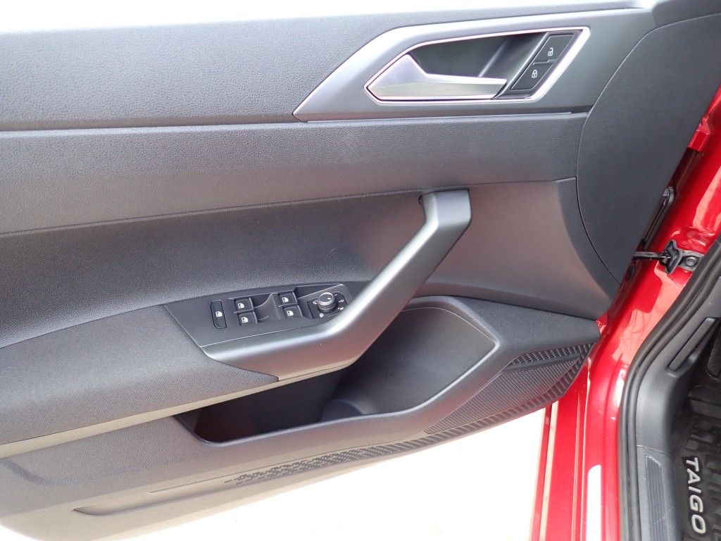 Volkswagen Taigo 1.0 TSI DSG R-Line - Samsaru's Car Outlet