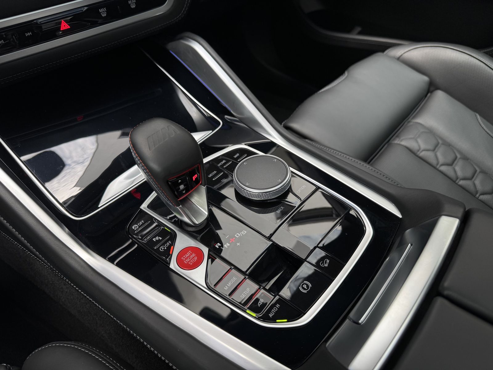 BMW X6 M Competition DA/PA Prof Pano Softcl. AHK H/K