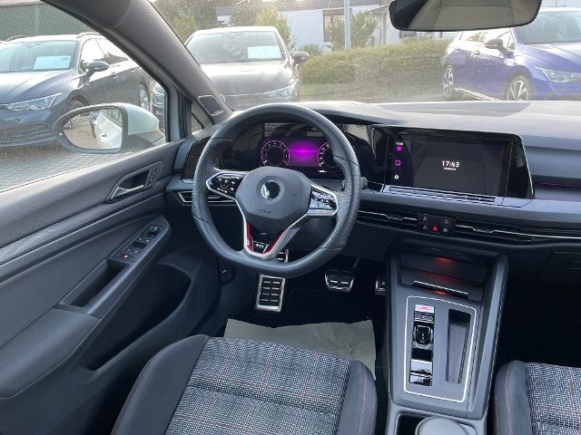 Volkswagen Golf VIII GTI TSI DSG - Samsaru's Car Outlet