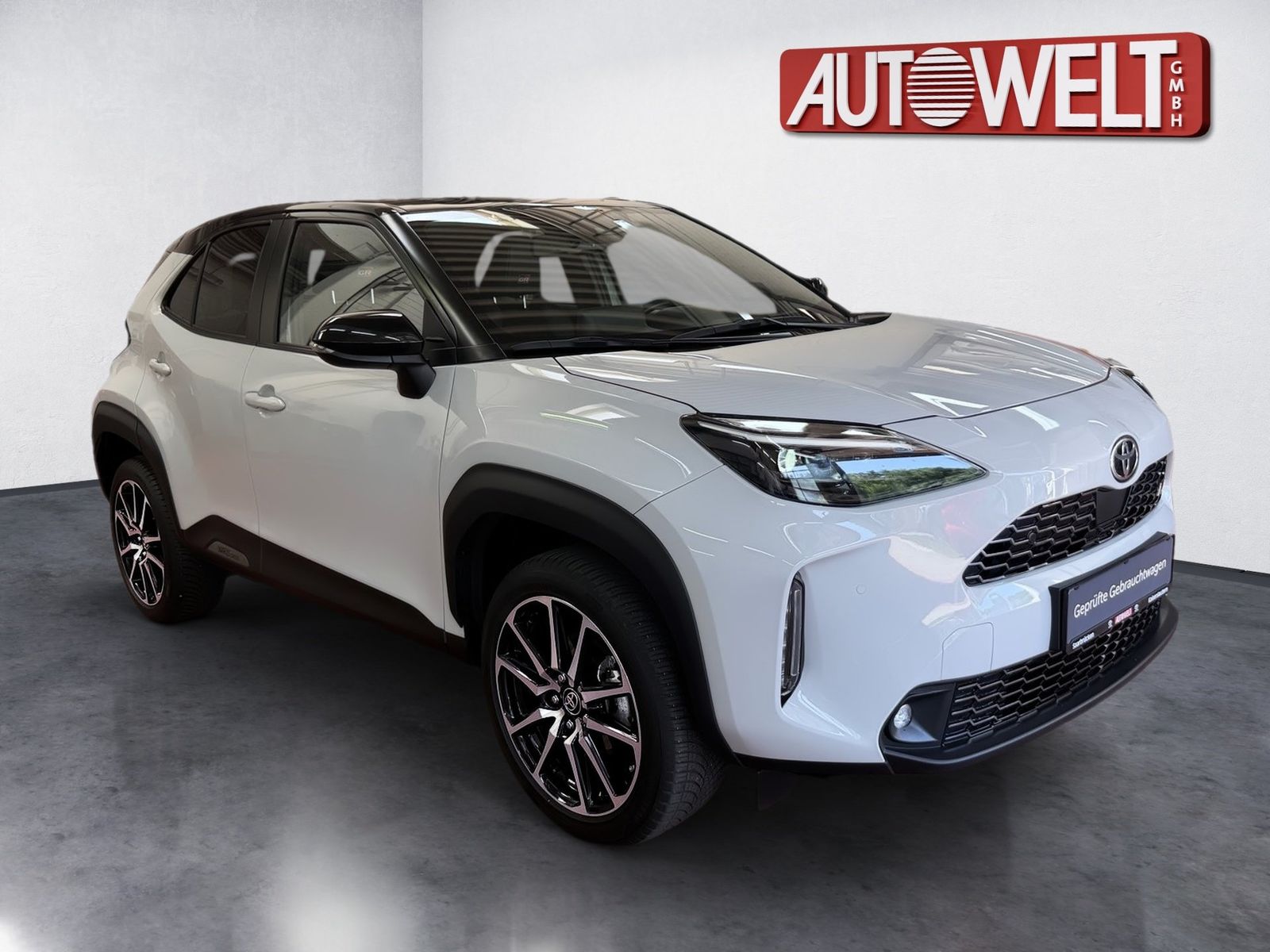 Toyota Yaris Cross 1.5 GR Sport HUD,KlimaA,LED,LM 18
