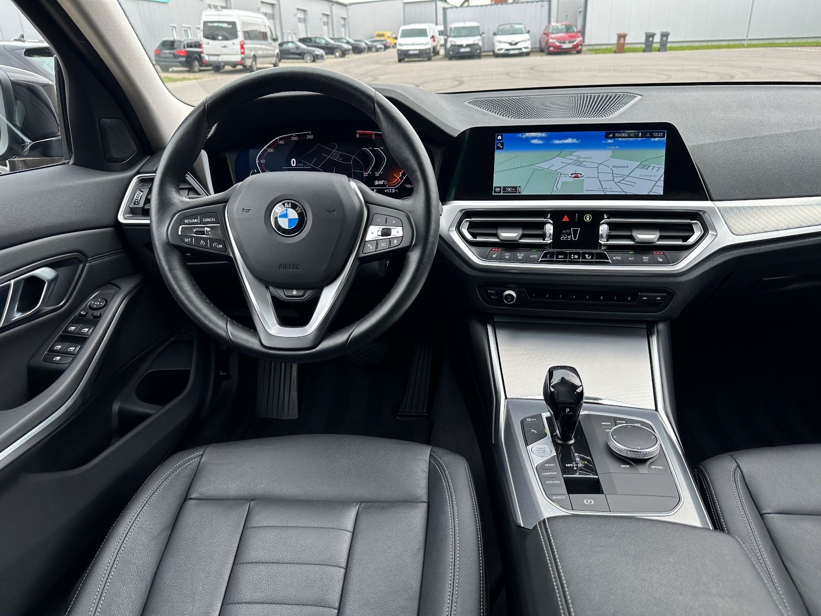 BMW 320 d xDrive Laser Leder HuD Key Innovation - Samsaru's Car Outlet