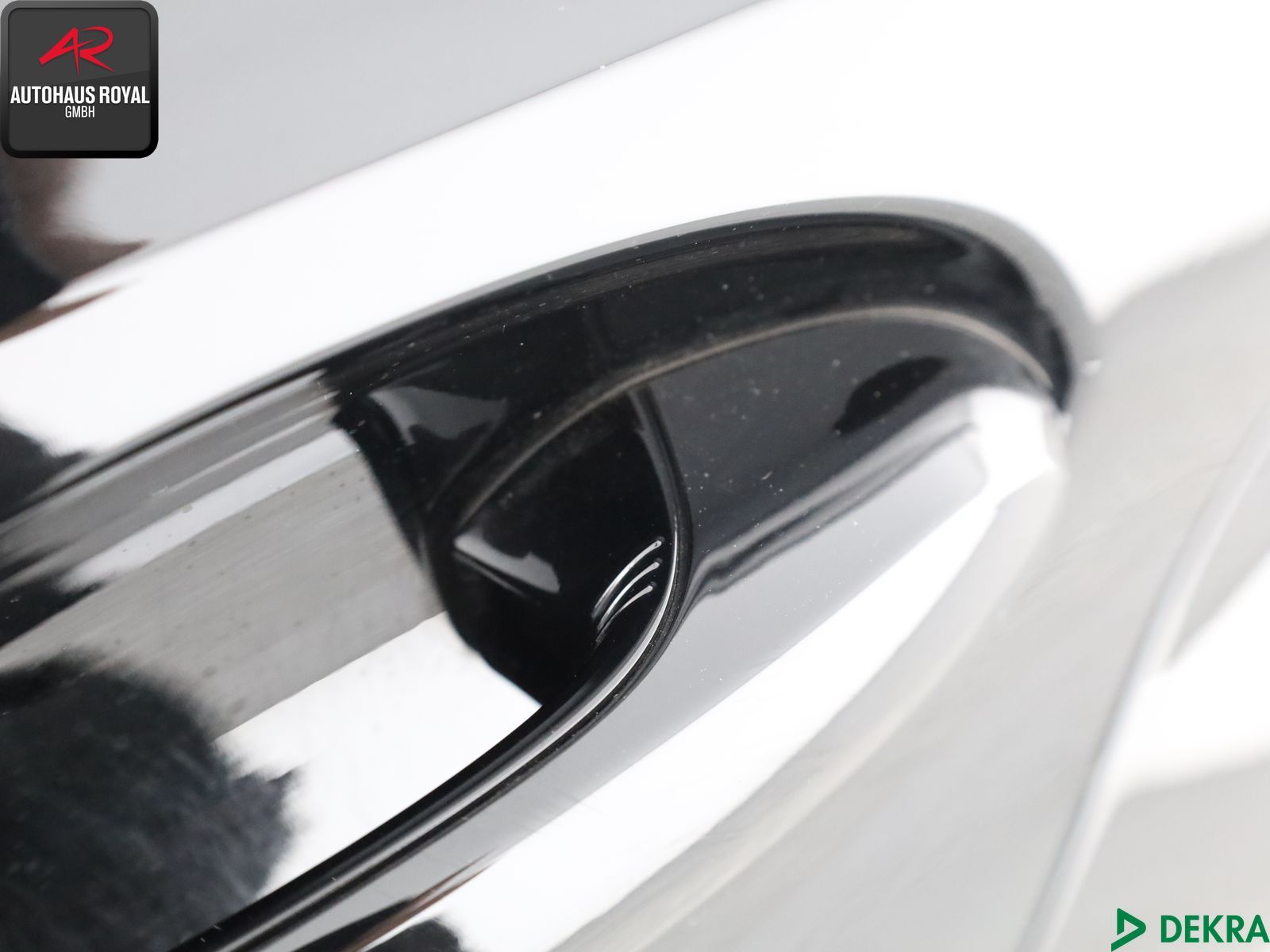 BMW 330 e T xDrive SPORTLINE - Samsaru's Car Outlet