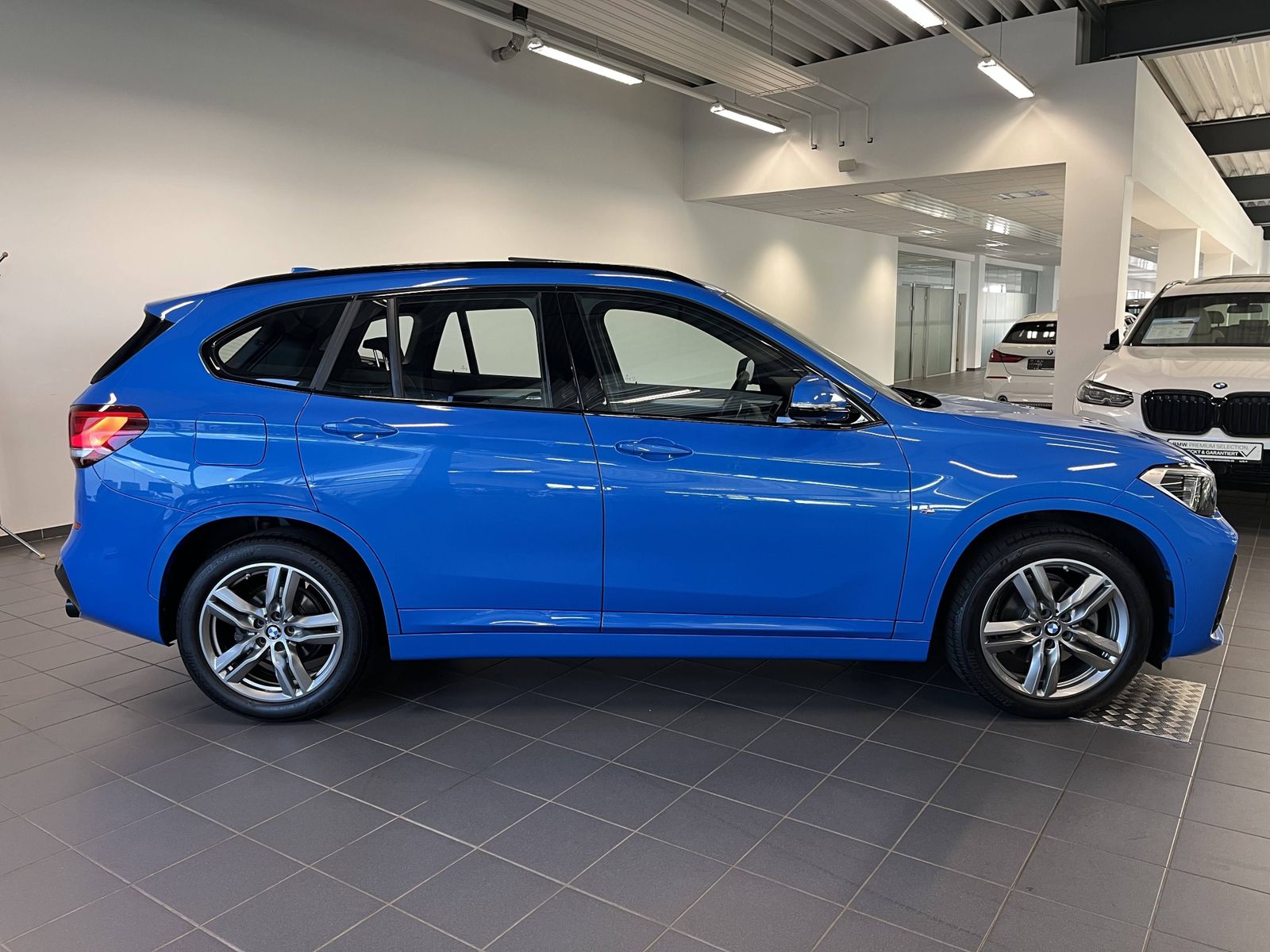 BMW X1 xDrive18d M Sport - Samsaru's Car Outlet