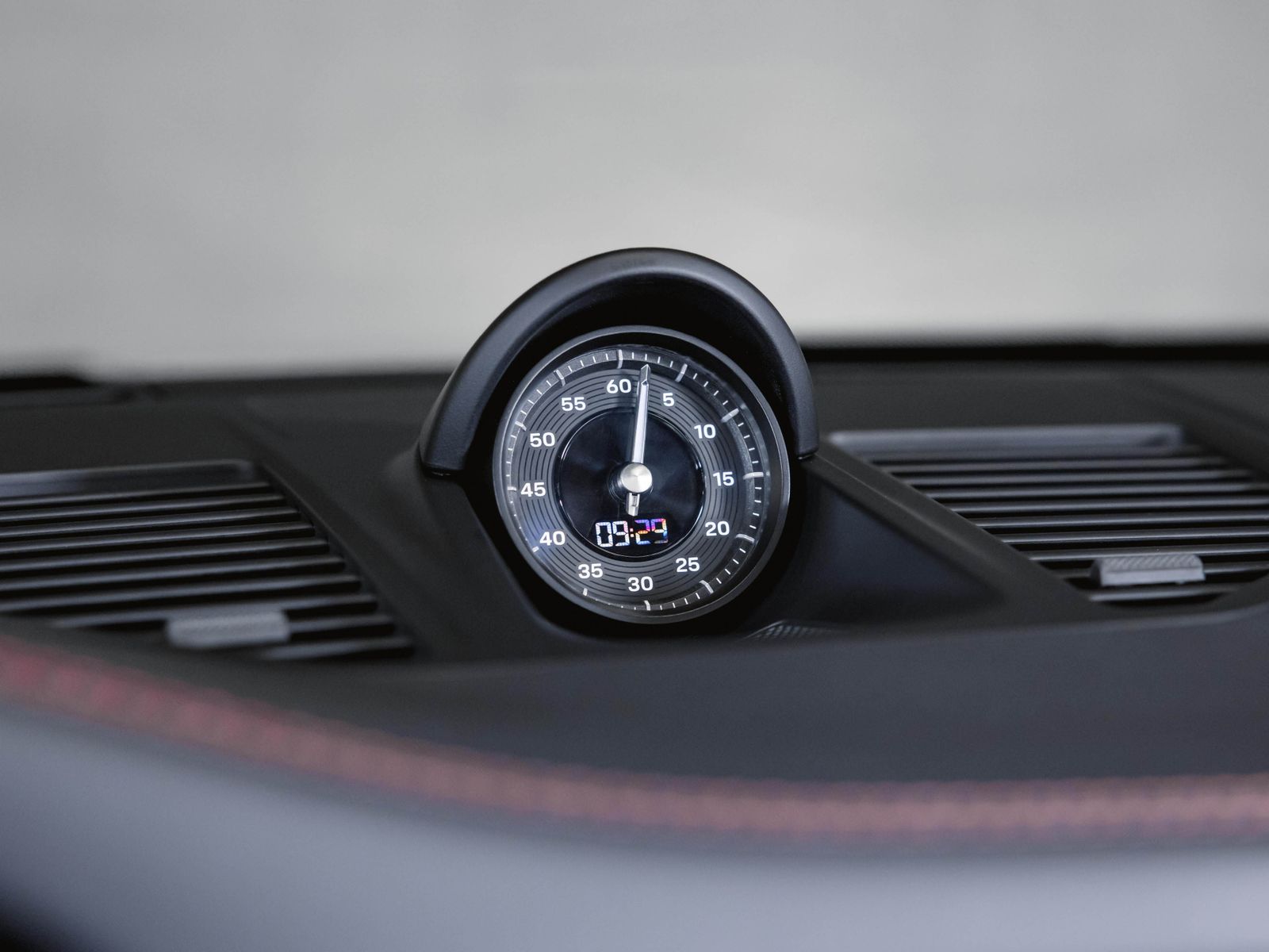 Porsche 911 Carrera 4 GTS Liftsystem BOSE Sportsitze