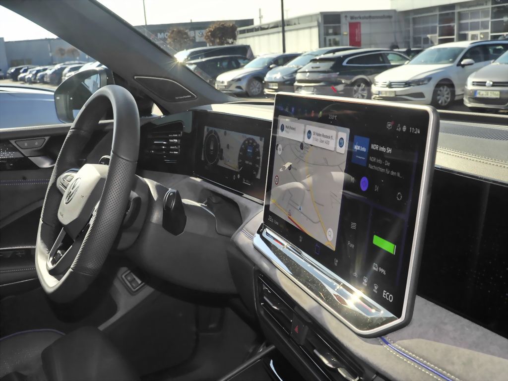 Volkswagen Tiguan 1.5 eHybrid R-Line DSG AHK Matrix DCC