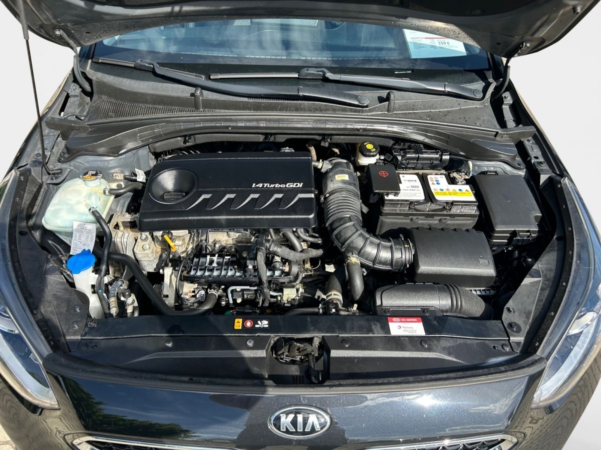 Kia cee'd 1.4 T-GDI Vision - Samsaru's Car Outlet