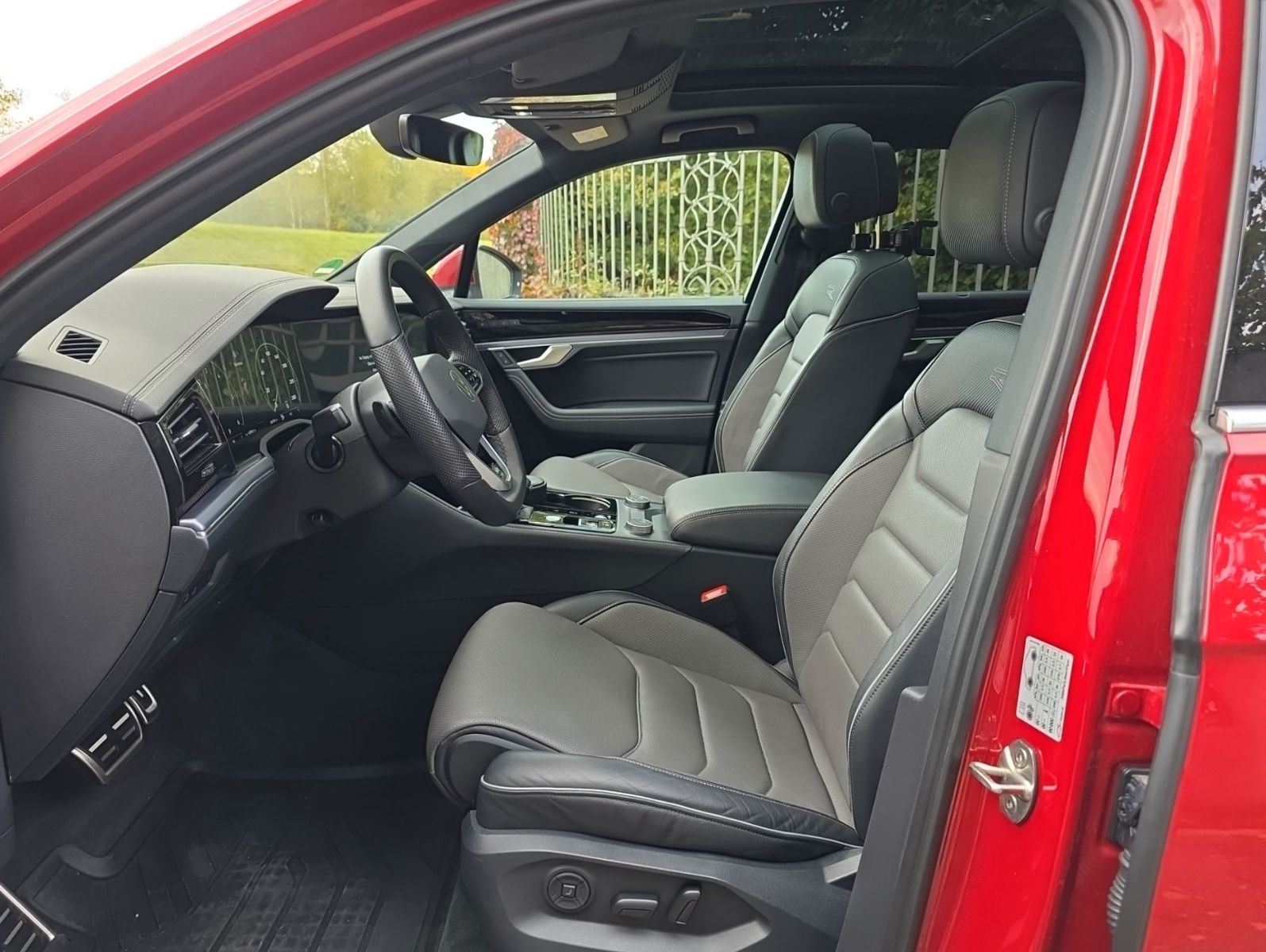 Volkswagen Touareg 3.0 TDI 210 kW 4Motion R-Line Wankstab.