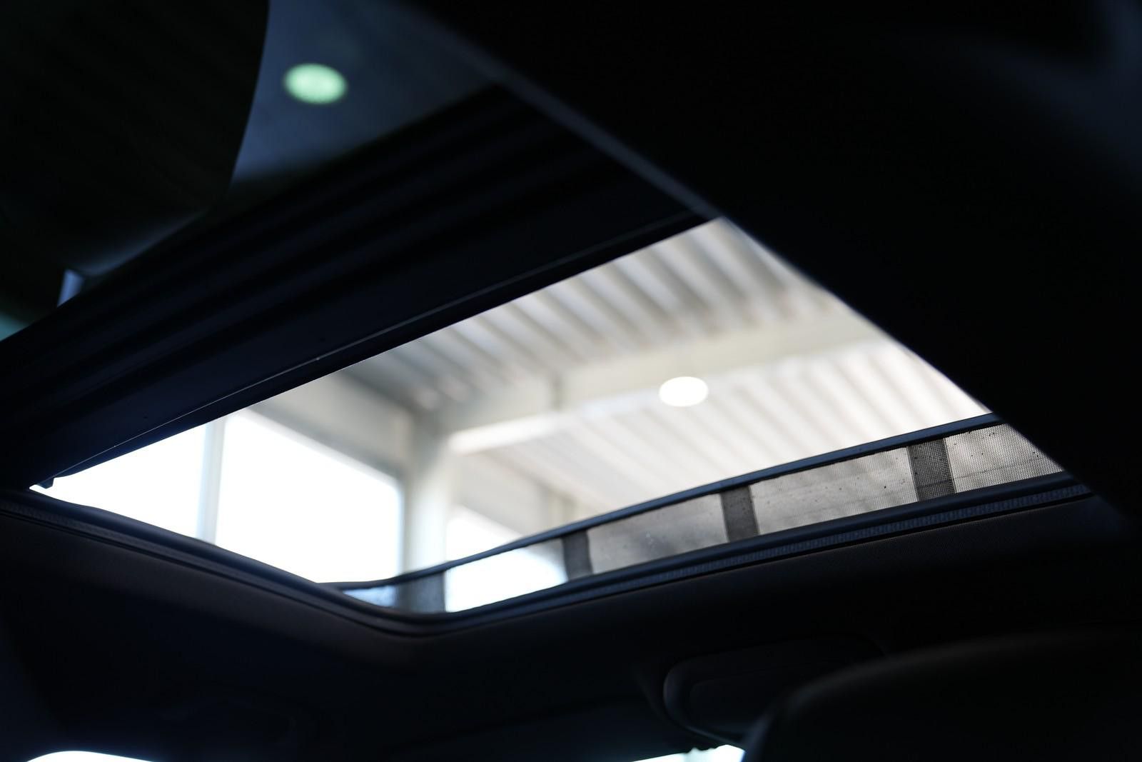 Opel Insignia B Sports Tourer Elegance - Samsaru's Car Outlet