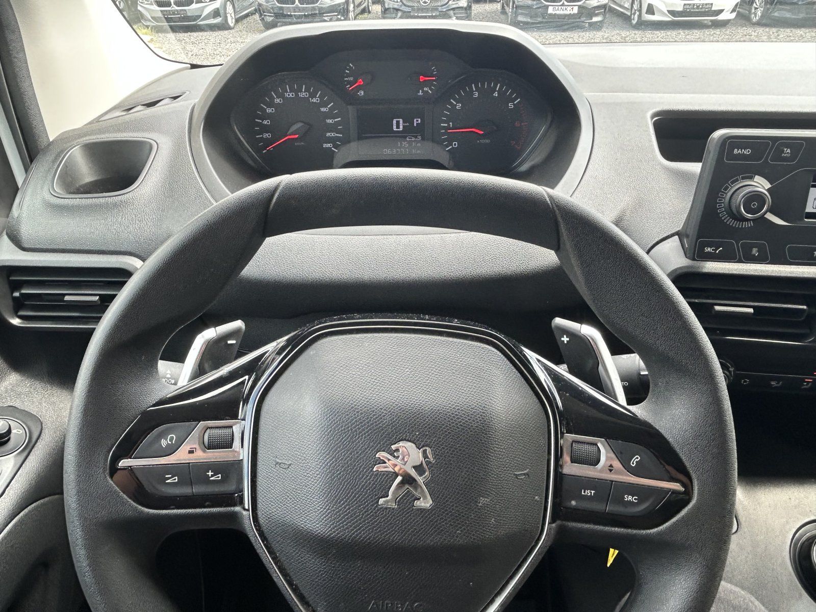 Peugeot Partner 1.5 BlueHDi - Samsaru's Car Outlet