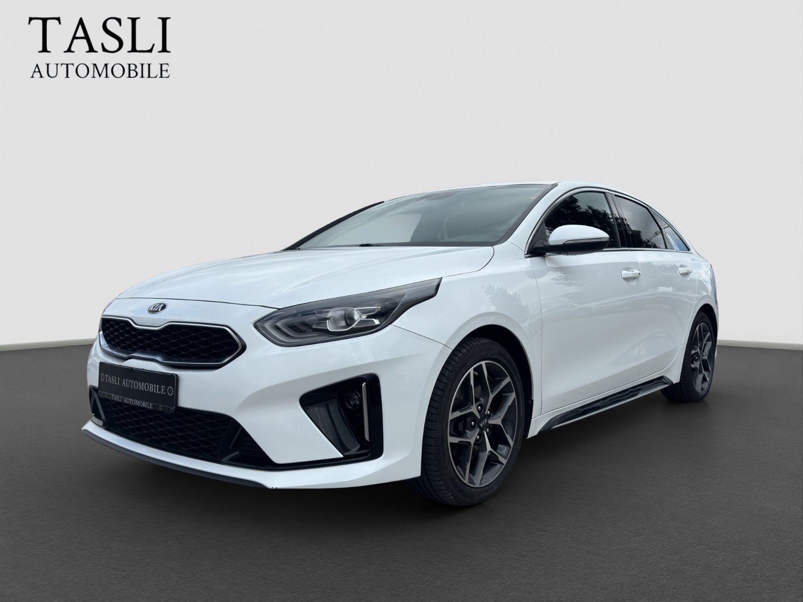 Kia ProCeed GT-Line - Samsaru's Car Outlet
