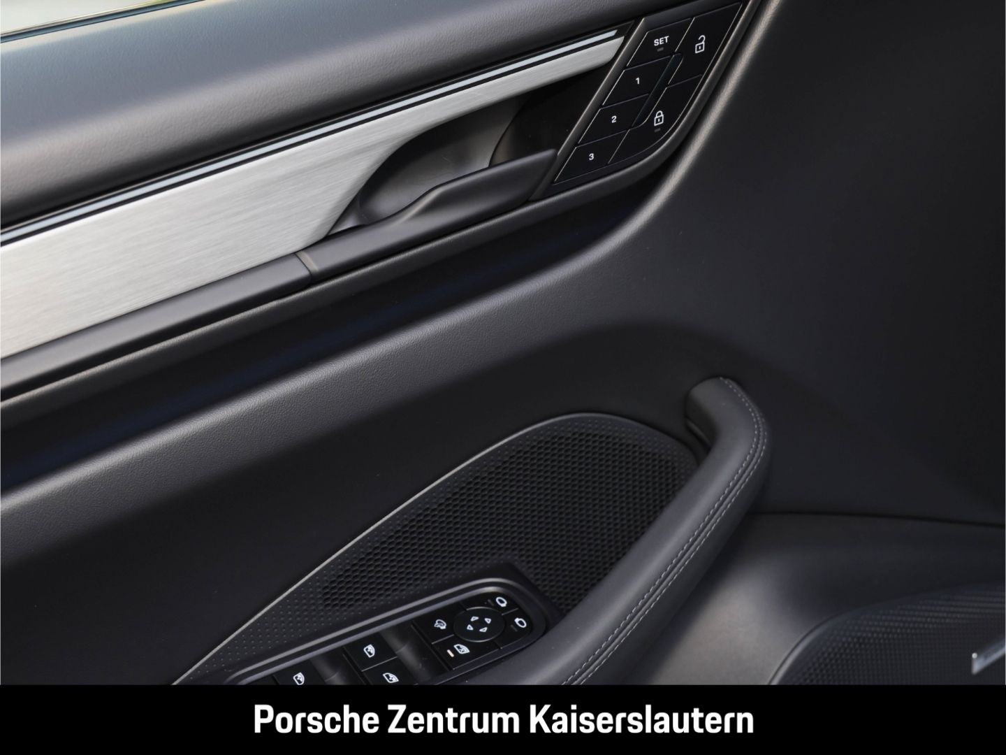 Porsche Macan 4 BOSE Panoramadach LED-Marix InnoDrive