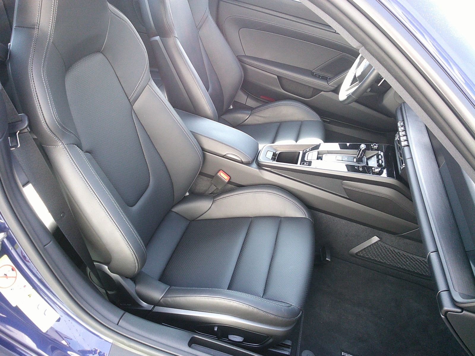Porsche 992 / 911 Carrera GTS - Samsaru's Car Outlet