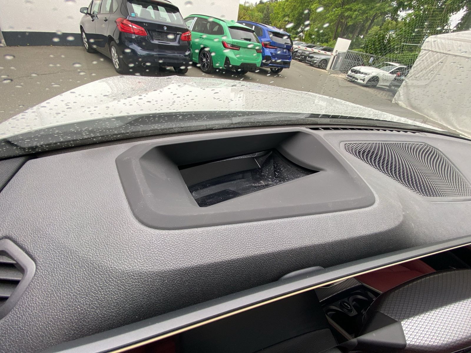 BMW 330e xDrive ///M-Sport Pano ACC AHK H&K 360°