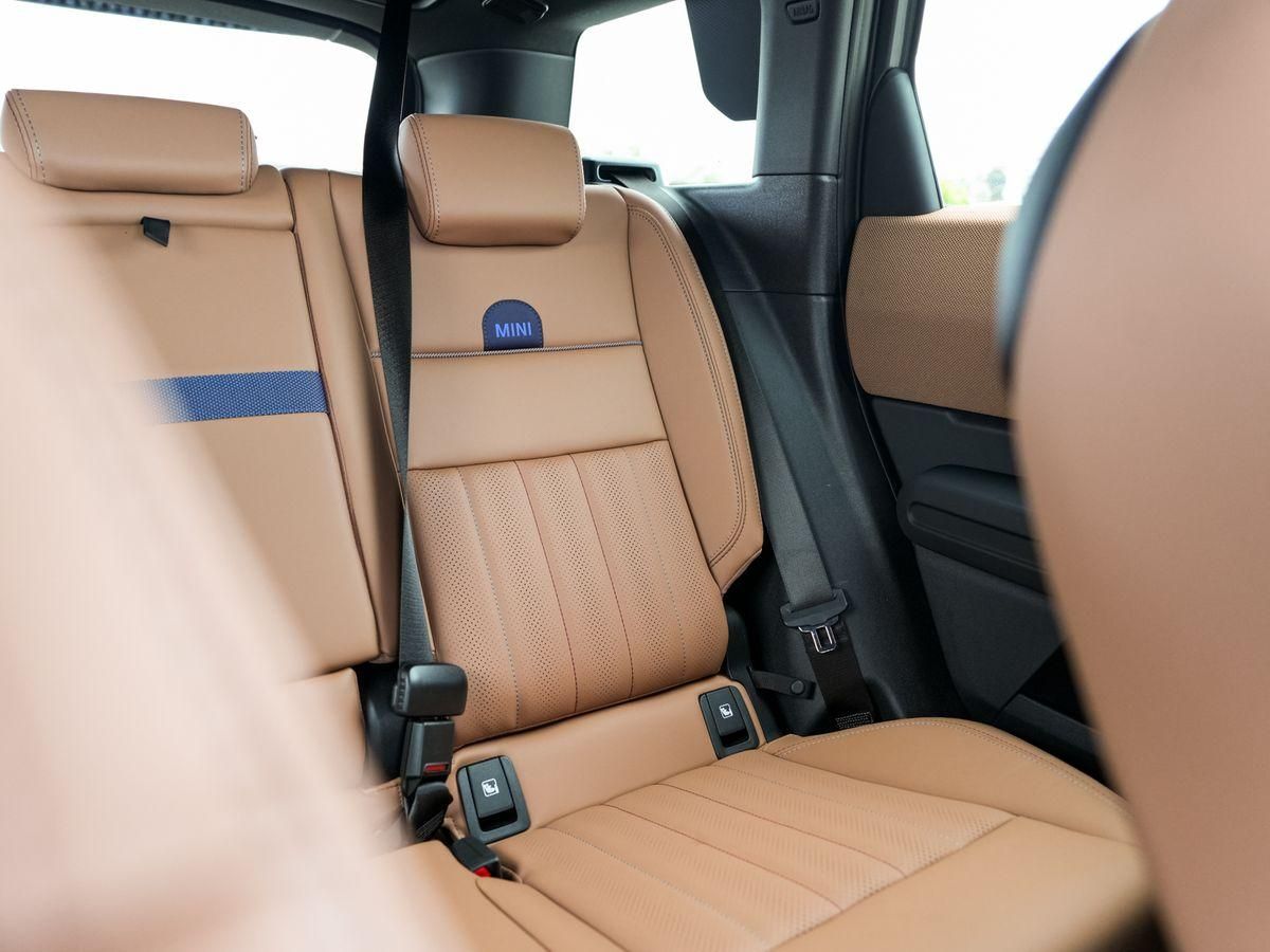 MINI Countryman C Favoured-T Paket XL - Samsaru's Car Outlet
