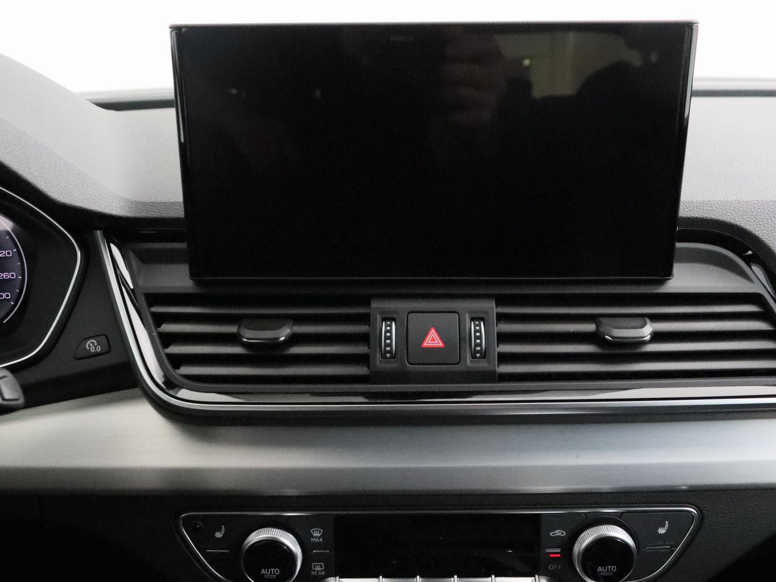 Audi Q5 40 TDI quattro S line AHK MATRIX-LED ACC SHZ