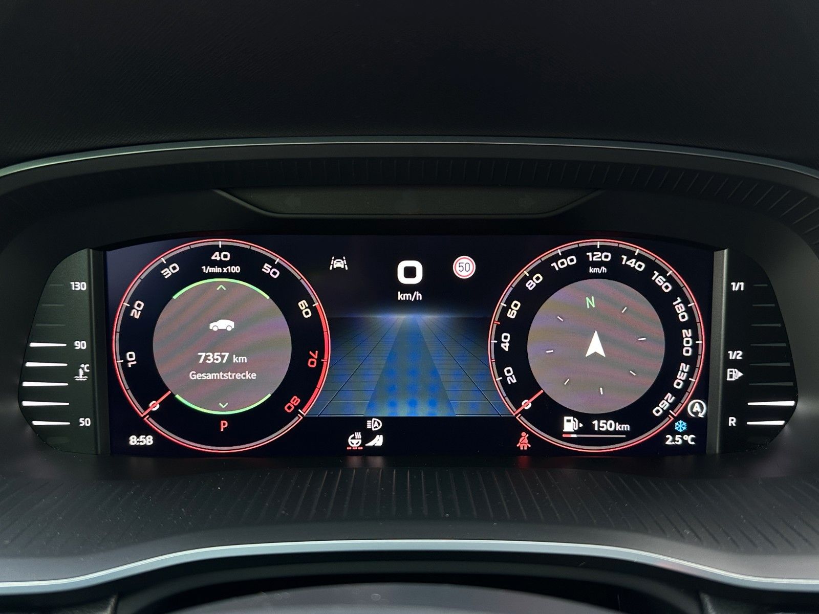 Skoda 204PS 4x4 DSG Sportline NAVI KAMERA eHK LM18"AHK