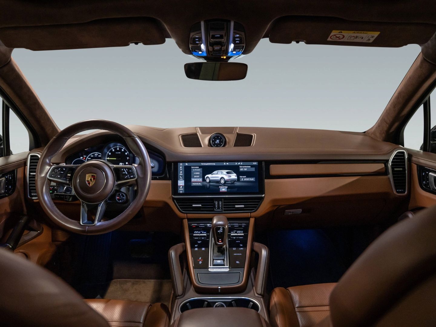 Porsche Cayenne E-Hybrid PDCC BOSE Surround View 18-Wege