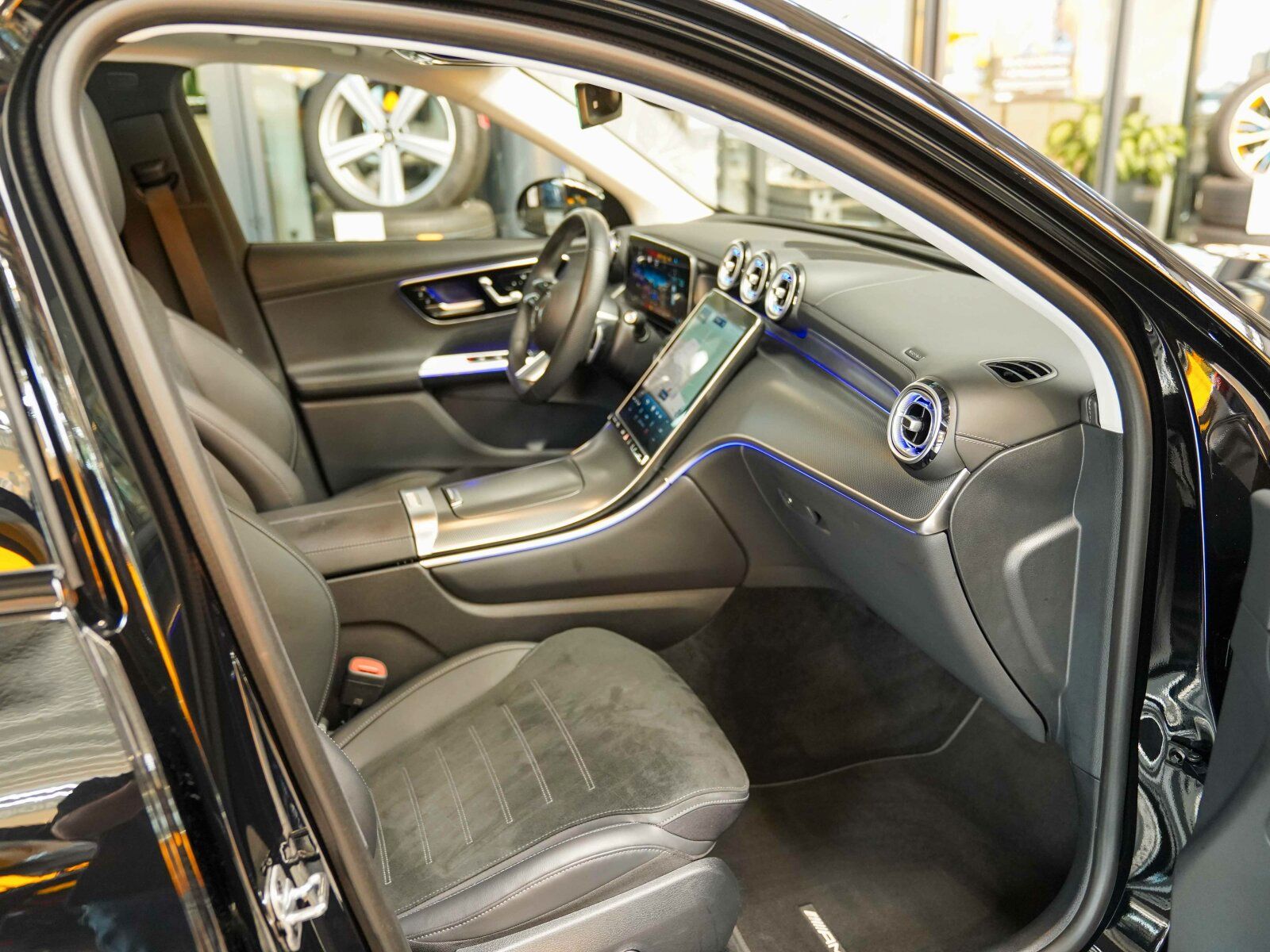 Mercedes-Benz GLC 300 d 4M AMG Line Premium - Samsaru's Car Outlet
