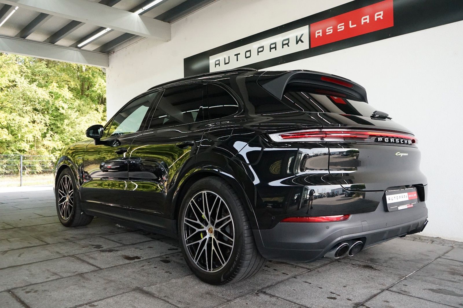 Porsche Cayenne E-Hybrid/P-Display/18W/HeadUP/AHK/HD/360