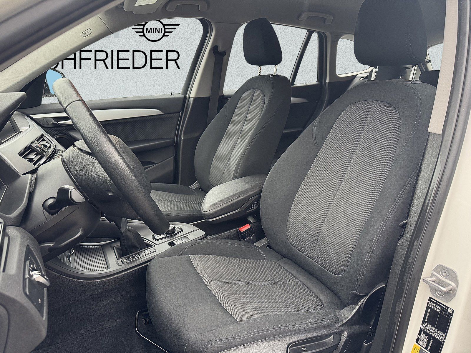 BMW X1 xDrive25e Advantage - Samsaru's Car Outlet