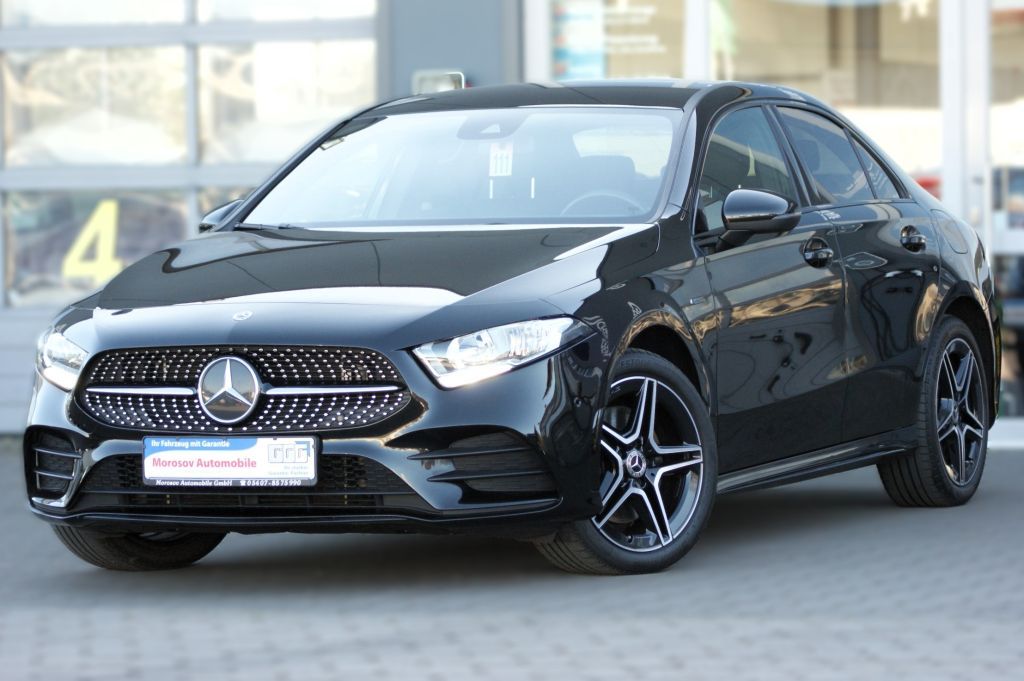 Mercedes-Benz A 250 e 8G-DCT AMG Line - Samsaru's Car Outlet